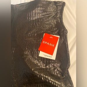 NWT Faux Leather Croc Shine Leggings